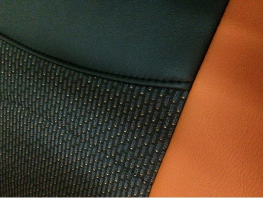 Авточехлы на Lada Kalina 2