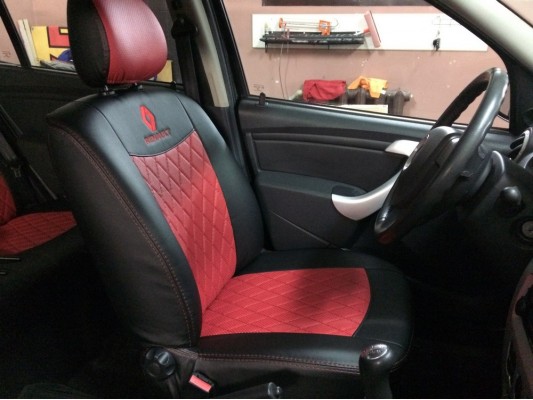 Авточехлы на Renault Sandero Stepway