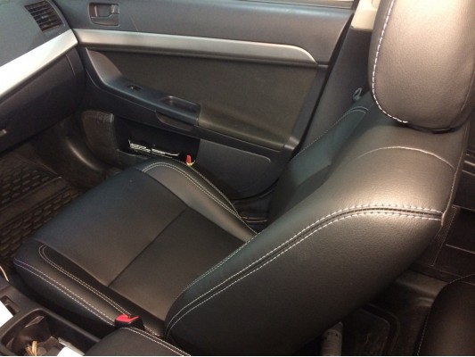 Каркасные авточехлы на Mitsubishi Lancer 10 Каркасные авточехлы на Mitsubishi Lancer 10