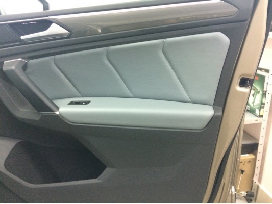 Перетяжка дверных карт